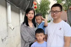 印尼姑娘文丽娜远嫁河北，生下2个儿子，婆婆竟将他们赶出家门图片