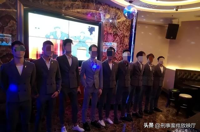 内蒙“白富美”与8男子行苟且之事，被抓大喊：他们全是我男友！