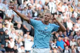 英超-曼城3-3遭纽卡逼平 哈兰德破门 B席传射 德布劳内送助攻图片