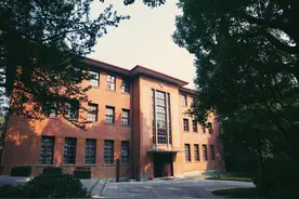 中国10所最美的大学，堪比5A景区，孩子们能在那里读书可真幸福图片