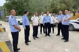 市长江禁捕办工作组来文县开展春季禁渔管理及违规垂钓专项打击行动图片