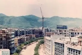 湖南女教师救下病重女童，3年后再婚母亲找上门，女童偶然揭开真相图片