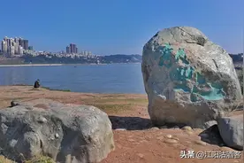 站在泸州馆驿嘴，看着滚滚长江东逝水，再读杨慎的《临江仙》图片