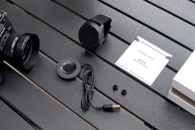 耳机手表二合一设计，智能手表新形态：Wearbuds watch X2