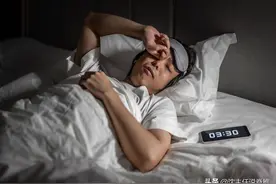 总是入睡困难、失眠怎么办？6个方法教您应对，不妨试一试图片