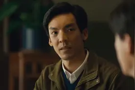 半年前在《人世间》中演小跟班，半年后挑大梁，露脸新剧当了男主图片