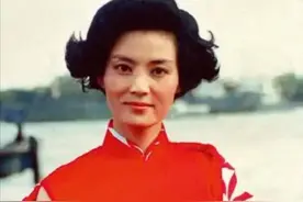 1988年潘虹首次赴美拍片，穿旗袍夜游，路人：你们是中国公主么？图片