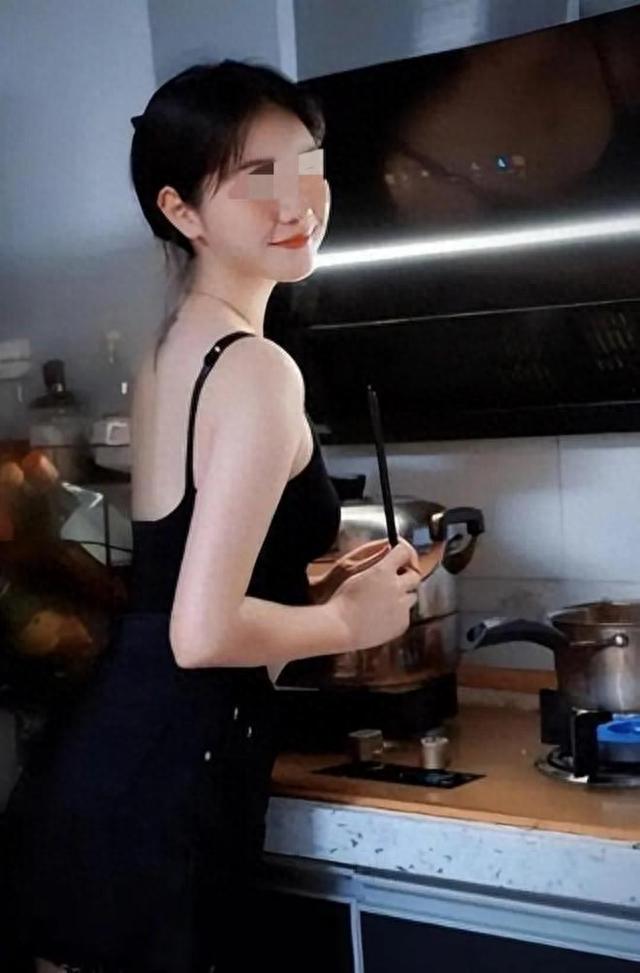 厨媛“上门服务”一次800元交易曝光，实则：炒菜是假服务是真