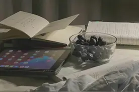 今日文案｜＇你保护世界，我保护你＇图片