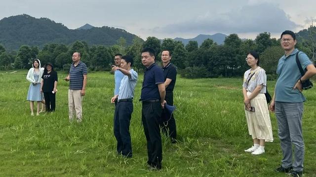 武汉东湖新技术开发区一行来馆考察