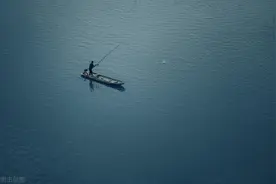 为什么很多钓友冬钓都带一台探鱼器呢图片