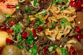 毛血旺：一道寓意深刻的四川名菜，探究它的历史渊源和食材秘密！图片