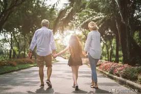 得了糖尿病，不妨试试这7种“花式走路法”，健身效果更好！图片