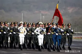 解放军仪仗队、军乐团、国旗护卫队、礼炮队已合并为仪仗司礼大队图片