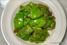 入伏后，宁可不吃猪肉，也要多吃这菜，经济实惠，总吃不腻图片