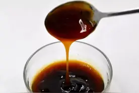 不注意会致癌！给孩子吃蚝油前，一定要做好这一点图片