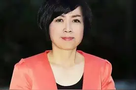 黄智贤辟谣网红大咖卢克文文章！卢克文郑重道歉删文图片