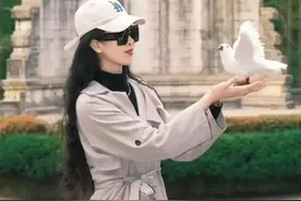 27岁女演员被烧伤！当事人：裙摆上洒了煤油图片