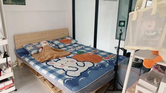 北京丰台 100万 的新房 LOFT公寓！2层Loft，给大家看看