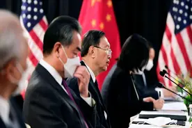 一旦中美开战，如果美国轰炸我国沿海城市，中方会采取怎样措施？图片