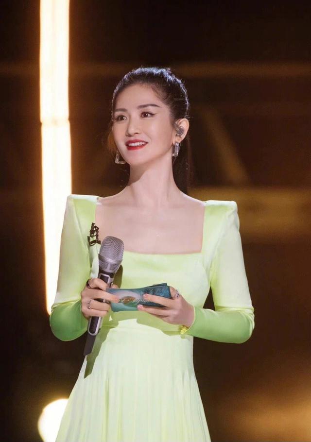 娱乐圈的人走茶凉,在41岁的谢娜身上体现得淋漓尽致(谢娜年龄多大)