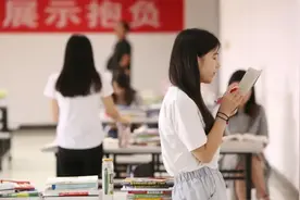 “考研上985”VS“高考上985”，哪个更难？答案可能和想象中不同图片