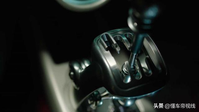 新车｜V12+序列式变速箱！9月12日亮相，帕加尼C10预告图发布