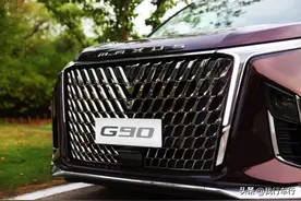 全系标配2.0T+爱信8AT变速箱！动态试驾上汽大通MAXUS G90图片