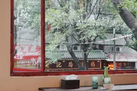 终于发售！前几代都涨疯了！市面上最火的王炸鞋款 new balance图片
