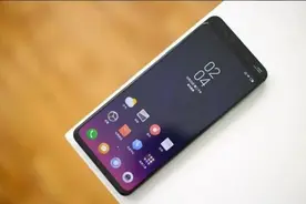 手机为什么经常提醒系统更新？其中的猫腻很多人不懂，看完就明白图片