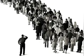 一文读懂什么是“买消息，卖事实”图片