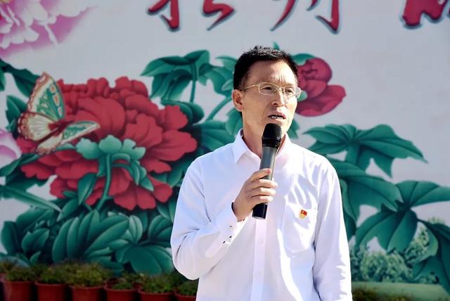 ϲӭ����� �滭�����̡����Ӱ��˴����Сѧ��ʦ�Ž��