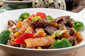6道用牛蹄筋做的美食，你吃过吗？第二道看着就流口水图片