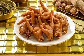 追剧无聊来点舞爪卤味鸡爪，好吃又得劲，喜欢赶紧试试图片