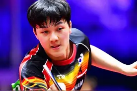 大爆冷！世乒赛季军0-3惨败，曾打哭张本智和，如今输18岁小将图片