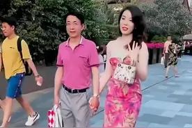 领导“牵手门”后续：摄影师账号没了，不到一月胡继勇官复原职！图片