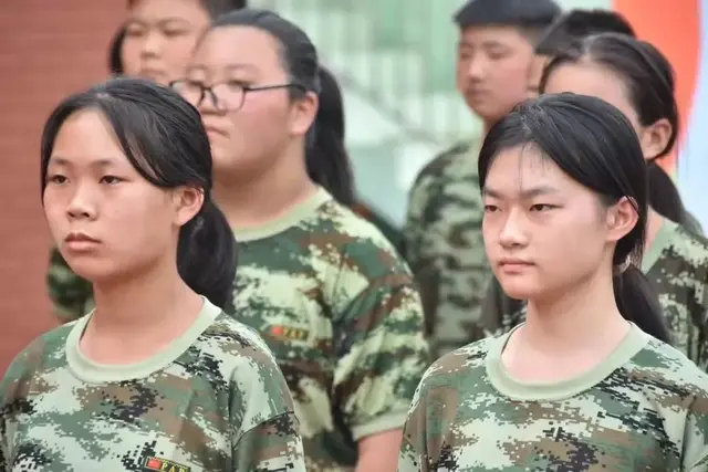 Ϋ´̨ѧУ̬ѧУƷʽ֮ḻʵĳл