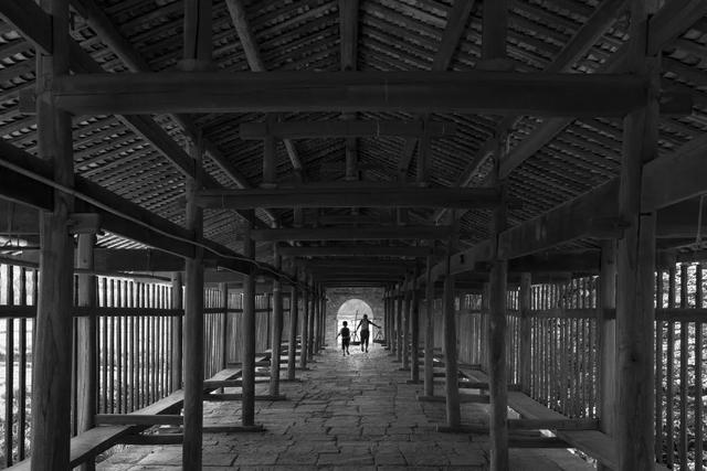 ���߽��ϸ� �������á���ȫ����Ӱ��չ�ɷ���Ӱ