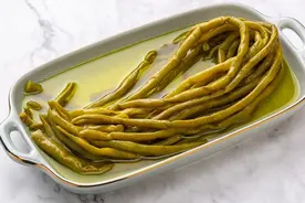 腌酸豆角，只放盐容易坏，餐厅大厨教你2招，酸脆入味放不坏图片