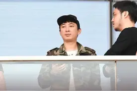 王健林还没退休，王思聪先退出了图片