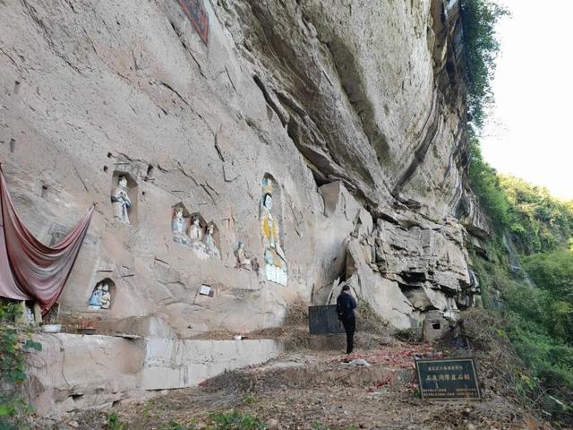 綦江永新石灰沟古道，至今保持原始风貌，太平桥背后故事悲壮感人