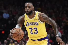 詹姆斯用19年，砍下36947分，贾巴尔19年拿了多少分？图片