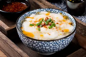 自制豆腐脑，1把黄豆能做3碗，简单0失败，细腻嫩滑美味鲜香图片