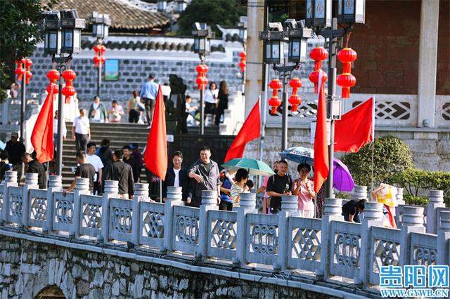 【图集】弹起！贵阳现节后错峰旅游热