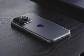 用户吐槽iPhone高温季发烫影响使用 安卓机就相对少：苹果回应图片