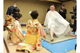 为什么很多漂亮的日本姑娘，都争着要嫁给非常肥胖的相扑运动员？图片