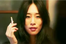 揭开了上流社会不堪的一面，7年了，它依旧是一座难以逾越的高山图片