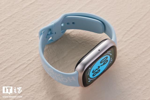 ��ҫ�ֱ� 4 ���飺��һ��˫����+����������+��999 Ԫ��= �����