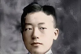 陆小曼与徐志摩结婚，前夫王赓送来贺贴，字字深情，此后终生未娶图片
