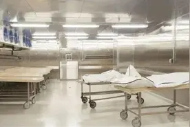 太平间守夜人图片